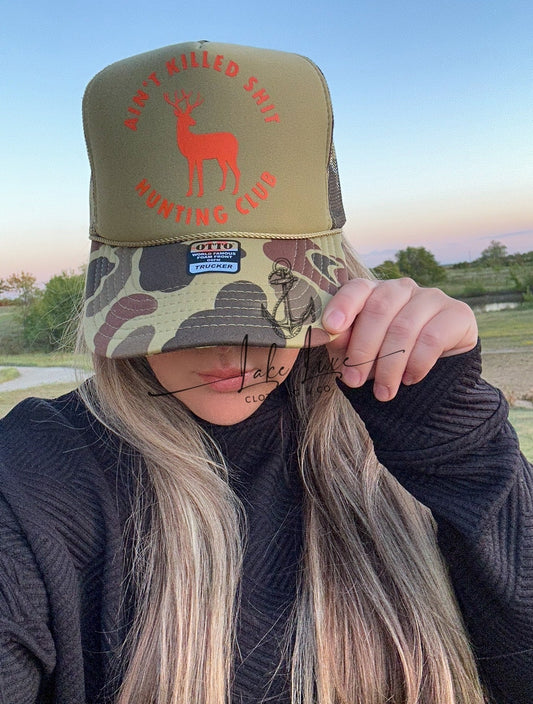 Hunting Club Trucker